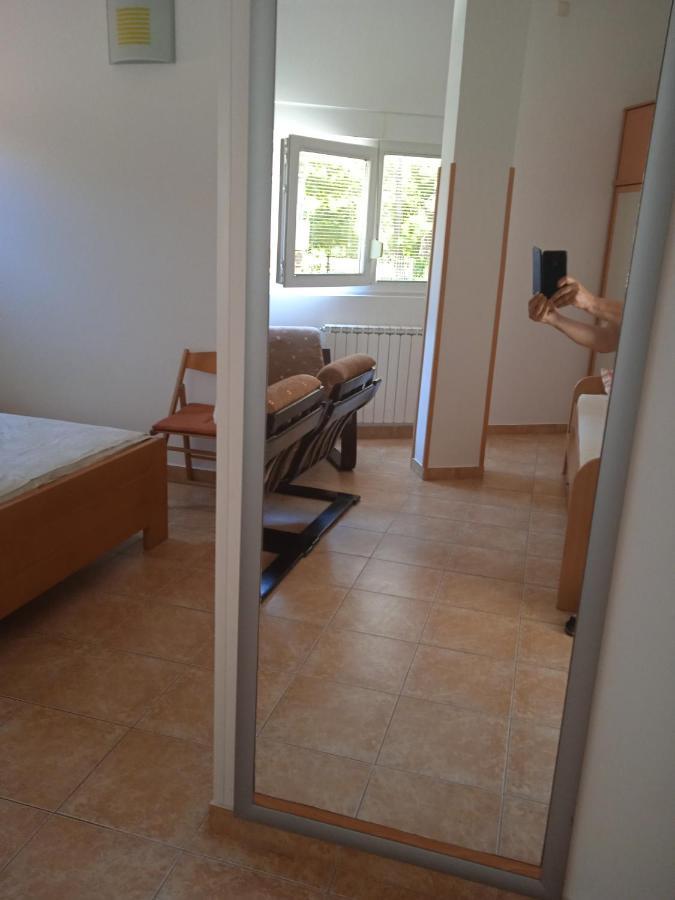 Comfort Apartments Бар Екстериор снимка