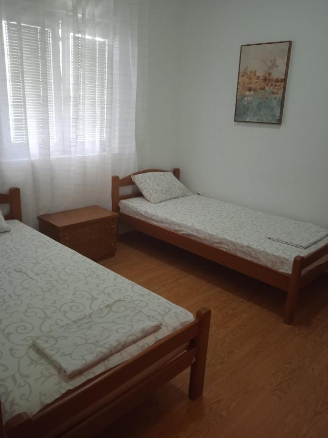 Comfort Apartments Бар Екстериор снимка