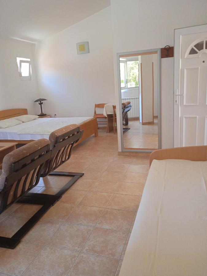 Comfort Apartments Бар Екстериор снимка