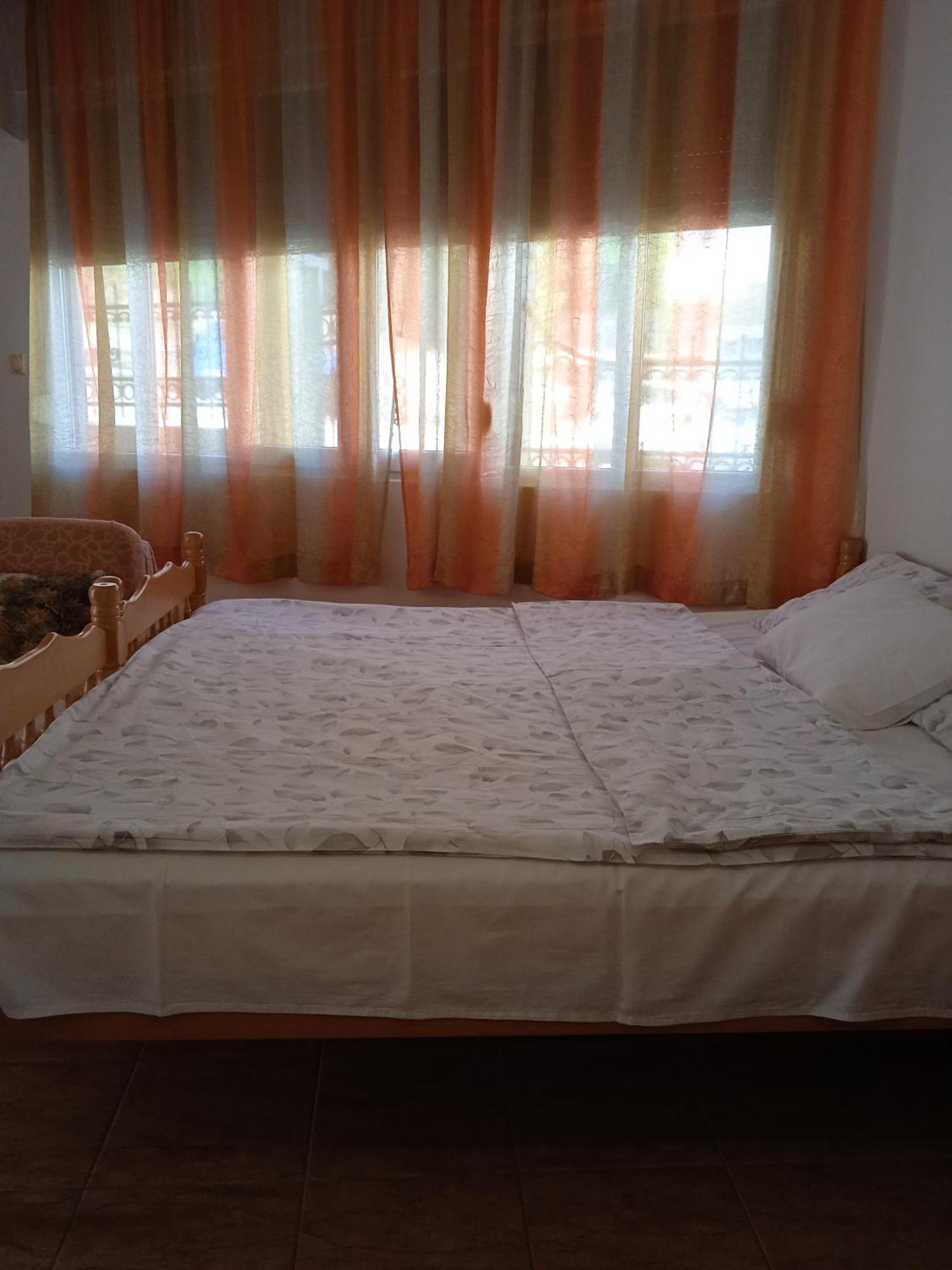 Comfort Apartments Бар Екстериор снимка