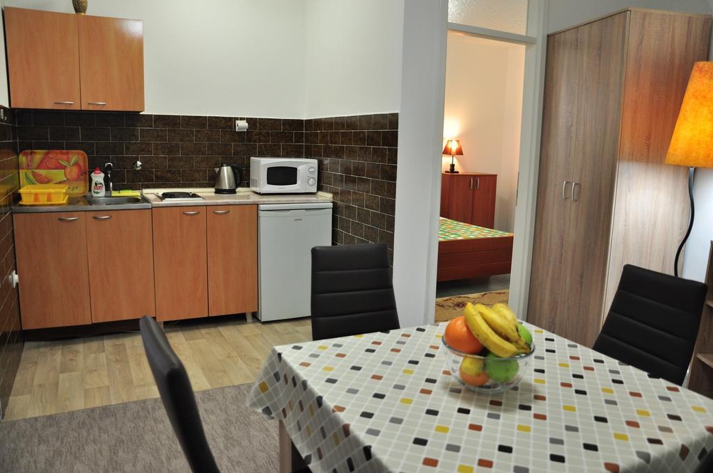 Comfort Apartments Бар Екстериор снимка