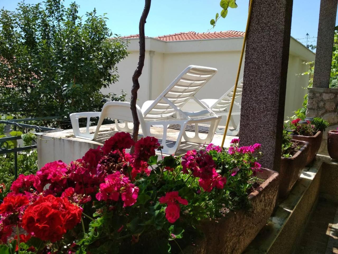 Comfort Apartments Бар Екстериор снимка