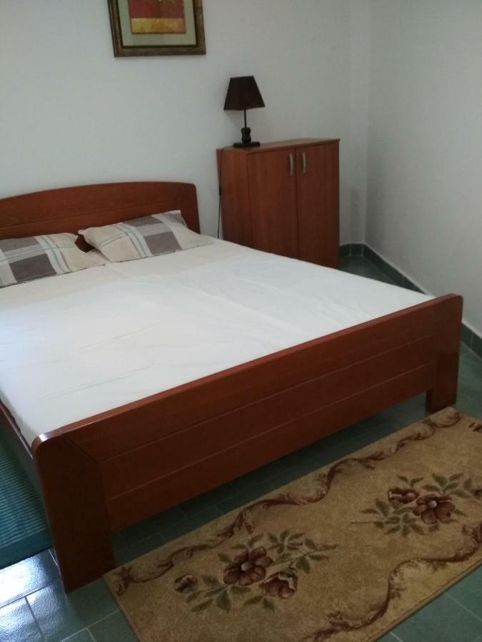 Comfort Apartments Бар Екстериор снимка